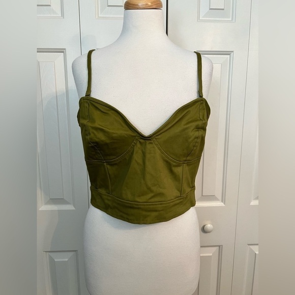 NWT LITA by Ciara Strapless Corset in Avocado
Size XL - Picture 6 of 14